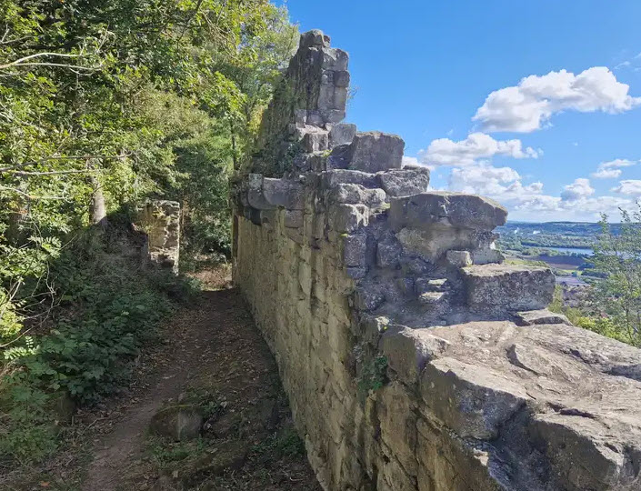 Burgruine Schmachtenberg, Germany